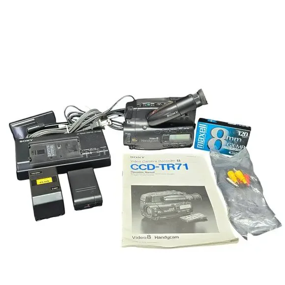 SONY Video Camera Recorder CCD-TRV91 Camcorder Charger Batteries & Videotape