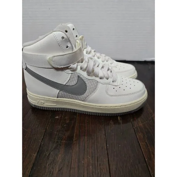 Nike Air Force 1 High Leather GS Sail Medium Gray 5.5 Y NWOT