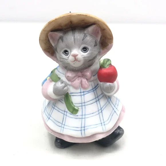 Vintage‎ KITTY CUCUMBER SCHMID Ornament School Ready Books And Apple 1988 Figure