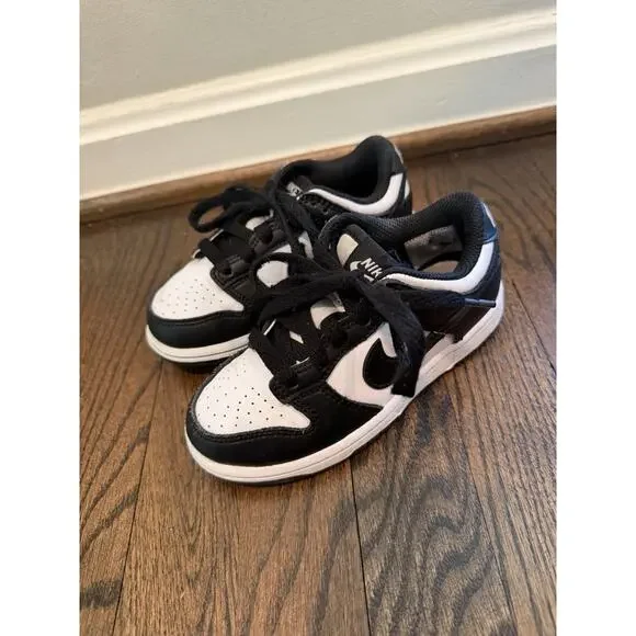 Nike Dunks Low Pandas Little Kid Size 11c