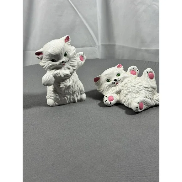 Vintage Ceramic Persian White Cat Figurines Set of 2 Playful‎ Kittens Decor