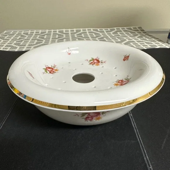 Laura Ashley Parfums Fine Bone‎ China 2 Piece Soap Dish England Vintage Vanity