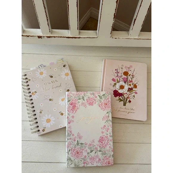 Lot of 3 Christian Journals Votum Bee Kind Prayer Wildflowers Floral Notebooks