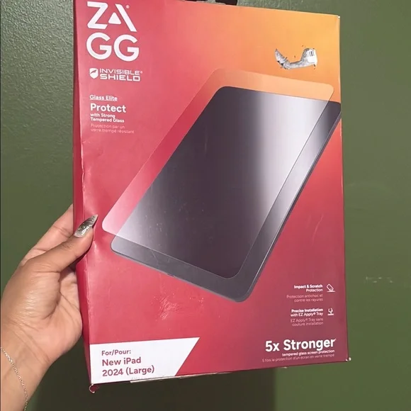 InvisibleShield Glass Elite Screen Protector for New iPad 2024 (Large) - Black