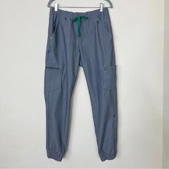 FIGS Men’s Gray Cargo‎ Jogger Scrub Pants