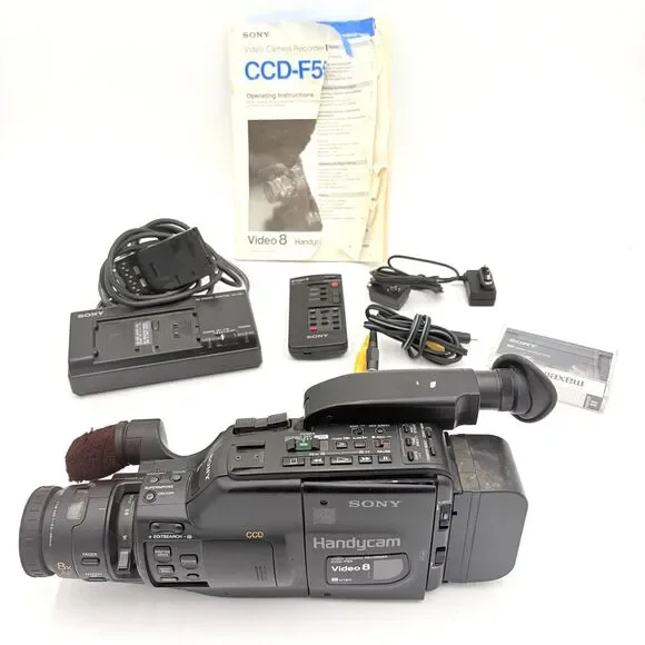 Sony CCD-F55 Video8 Handycam Camcorder w/ Charger Remote Manual Tape AS-IS Parts