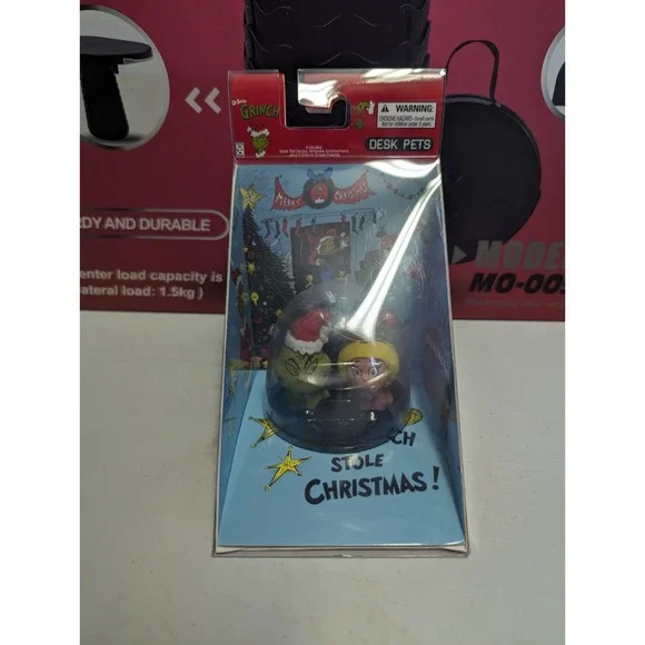 Dr. Seuss‎ NEW The GRINCH Desk Pets - Grinch & Cindy Lou in Desk Pet Dome