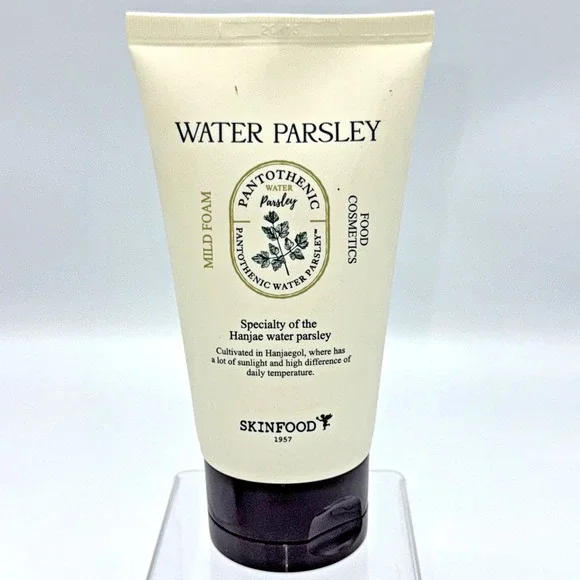 Skinfood Pantothenic Water Parsley Refresh Cleansing Foam 150mL / K-Beauty