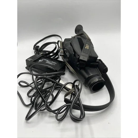 JVC Compact VHS GR-15 Camcorder FOR PARTS ONLY