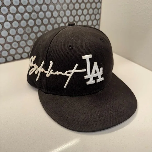 Los Angeles Dodgers Hat Cap Black Menss 59FIFTY Fitted 55.8 CM Signature‎