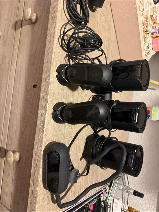 Set of 6 Black canary cameras