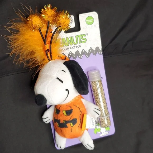 Cat Toys‎