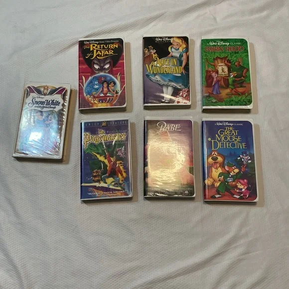 Disney VHS Classic Collection - Multicolor Covers