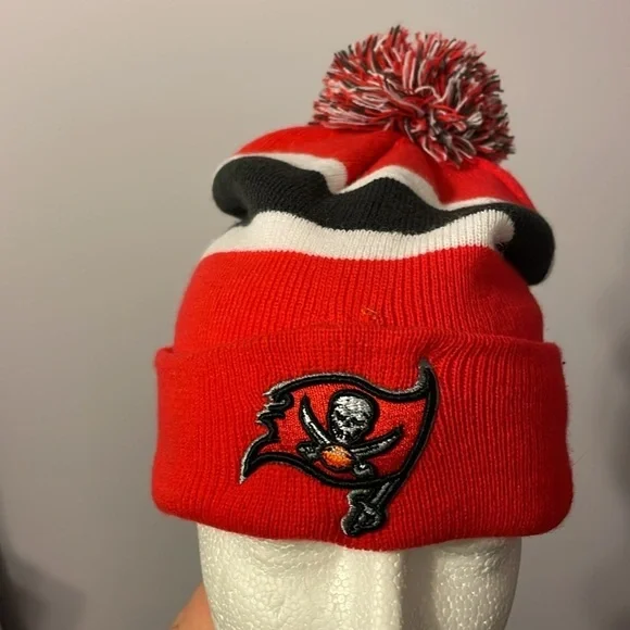 NFL Team Apparel Tampa Bay Buccaneers Knit Beanie Hat with Pom Pom Striped OS