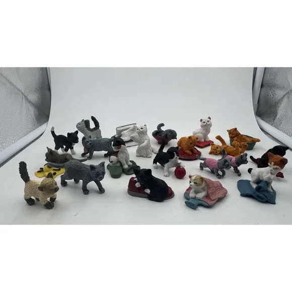 Kitty In My Pocket Plastic Toy Kitten Cat Figure Lot Vintage 1994 MEG Lot Of 20