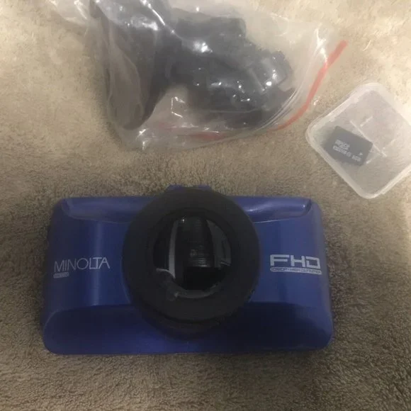 Minolta Black MNCD50 Dash Cam
