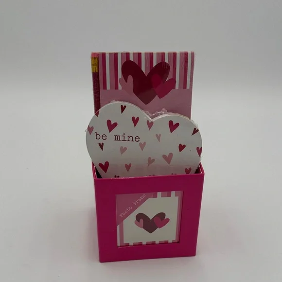 Pink Heart-Themed Stationery Set