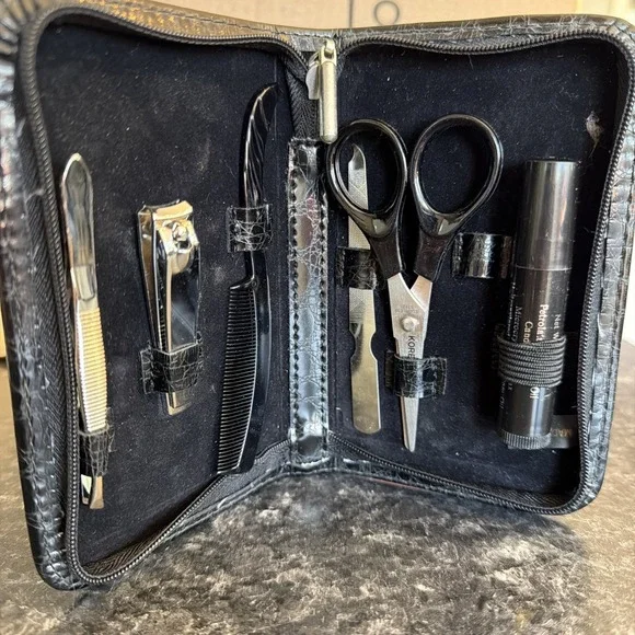 Men's Manicure & Mustache Wax Grooming Kit With‎ Black Case