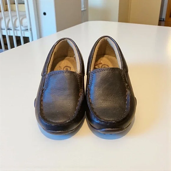 The Children's Place Brown Loafers Dress Shoes‎ Boys