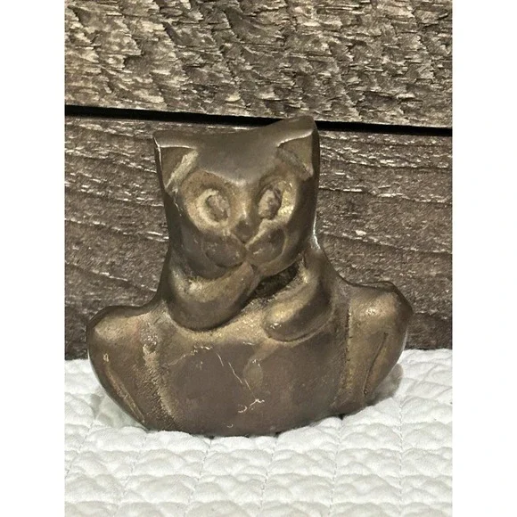 VINTAGE Brass Tone Cast Metal‎ Cat Statue Figure Figurine Kitty Animal