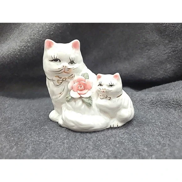 Vtg‎ Porcelain White Persian Mom & Baby Cat Figurine Rose Gold Accents 5