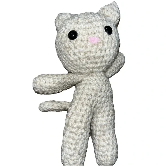 Adorable Hand Made Crochet‎ Kitten 8