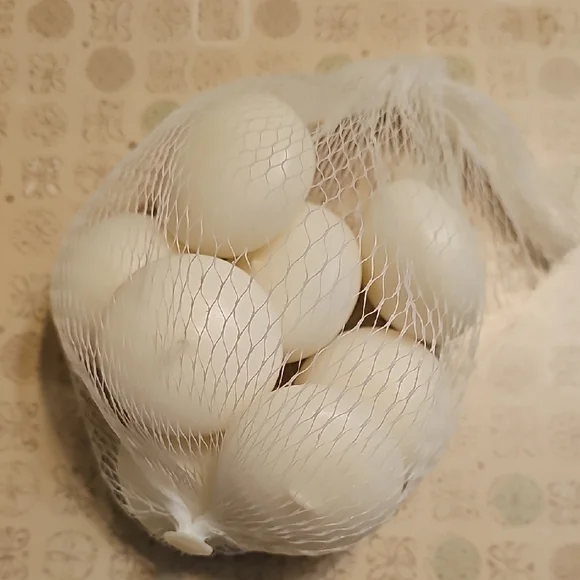 White Decorative Floating Candles