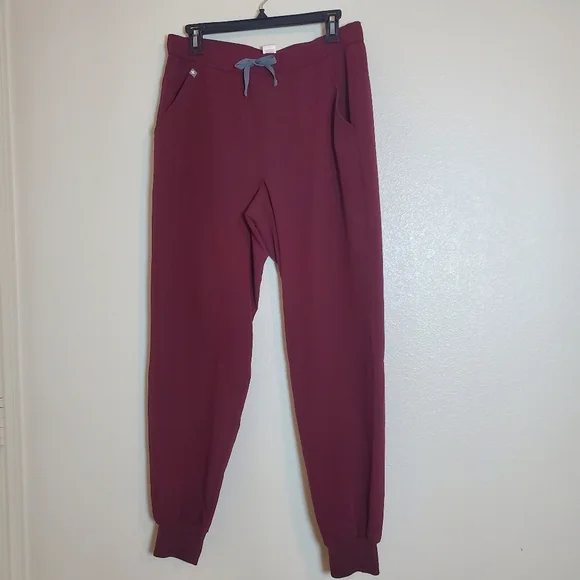 FIGS Men's Scrub Joggers M Burgundy Tansen Slim Fit Pockets Ribbed Ankle Cuff