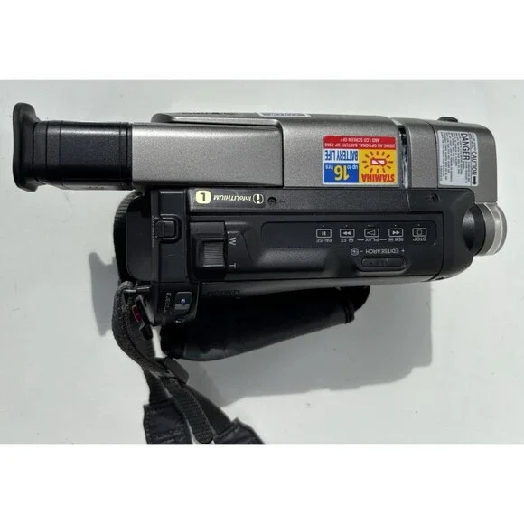 Sony Handycam Vision CCD-TRV37 Video 200X Digital Zoom Video Camera- NO BATTERY