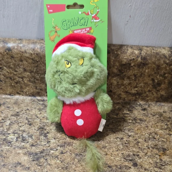Grinch Plush Kicker Cat Toy With Catnip‎ Inside NWT