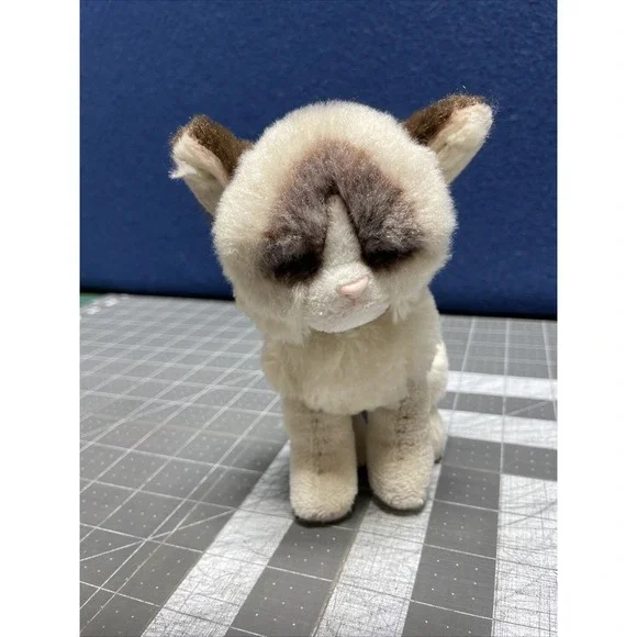 Gund Grumpy Cat Plush Tan Brown Blue Eyes #4046082‎ Stuffed Animal 6
