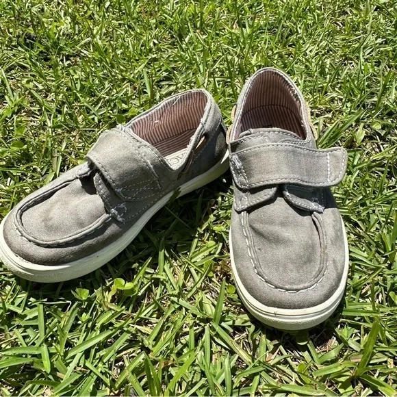The Children’s Place Toddler‎ Boys Boat Snap Shoes size 9c