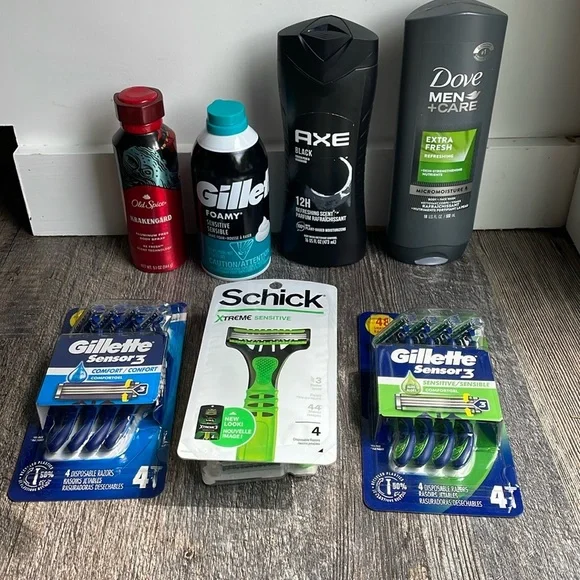 Gillette Mens Shaving and Peronal Care Bundle