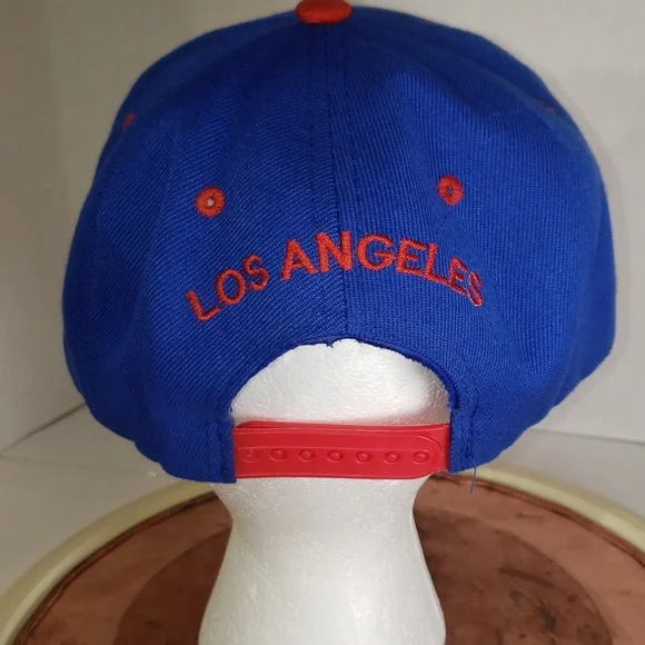Golden Lion Los Angeles Hip Hop Flat Brimmed Baseball Cap Snapback Cap One Size