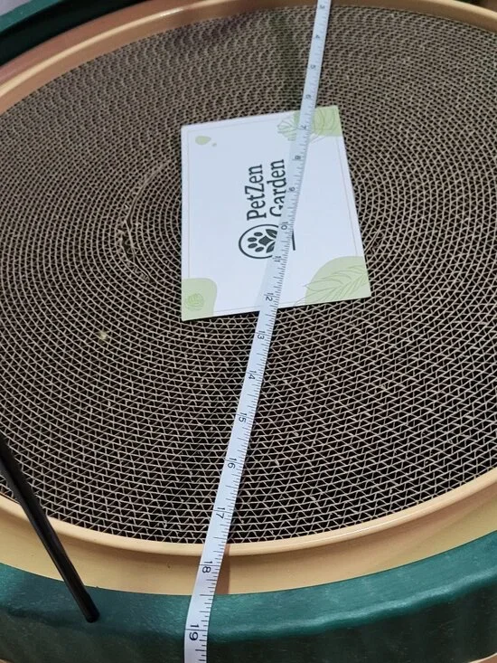 PetZen Garden NIB 3-in-1 Interactive 20-Inch Green Cat Scratcher Toy