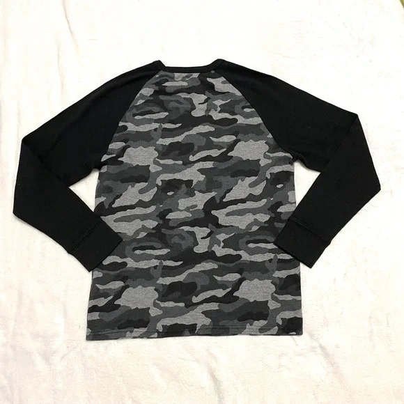 The Children's Place Camo Raglan Long Sleeve Top Gray Black Size Large 10-12‎