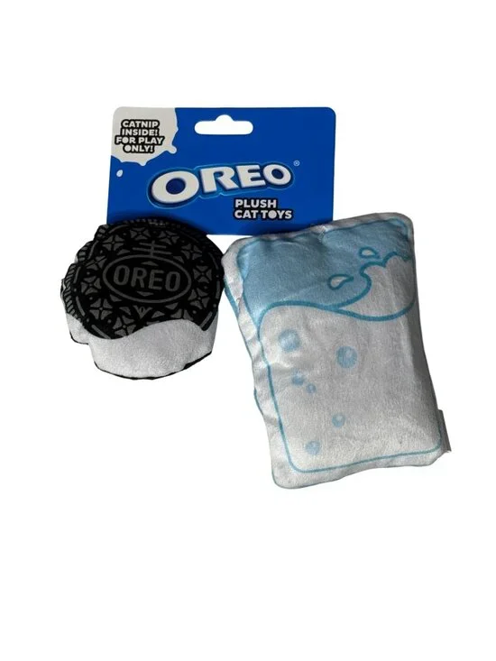 Oreo Cat Toy 2 Pack Plush Cookie Catnip Toy Pet Play