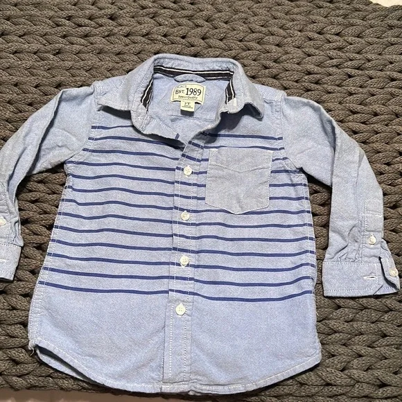 The Children’s Place Toddler Boys Button Down Long Sleeve 2T