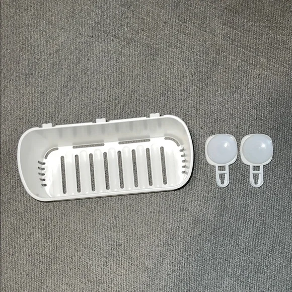 Luxear Suction Cup Shower Caddy/Storage Basket