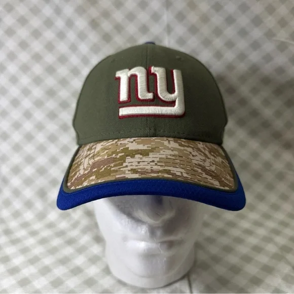 New York Giants Vintage New Era 39Thirty Salute To Service M/L FlexFit Cap Hat