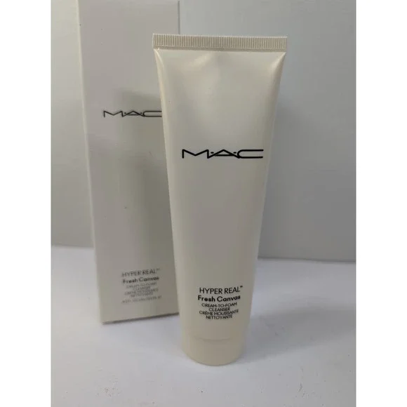 MAC Hyper Real Fresh Canvas Cream-to-Foam Cleanser 4.2 fl oz