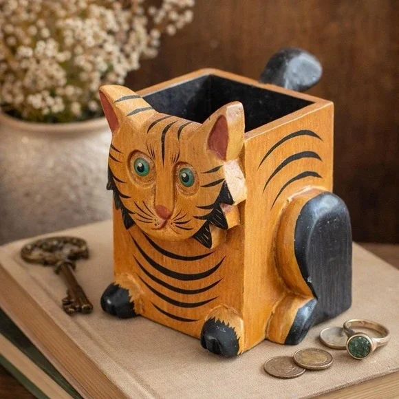 Hand Carved Wooden Cat Trinket Box Folk Art Kitty Storage Box 5
