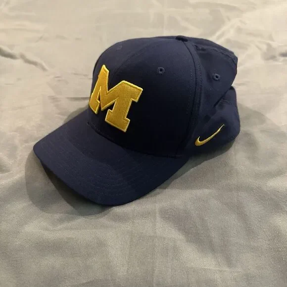 Nike Michigan Wolverines Classic99 Fitted Hat Navy Blue NCAA Cap Football DriFit