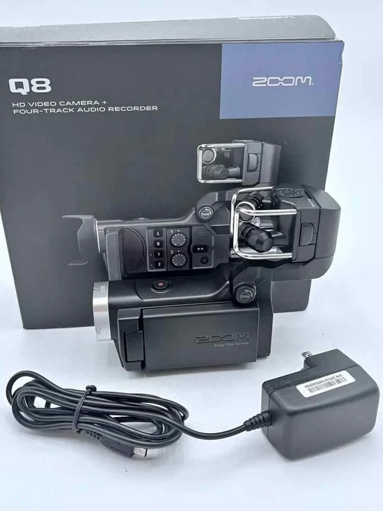 Zoom Q8 Handy Video Recorder - Black