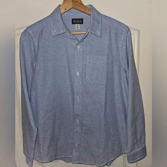The Children's Place Oxford Blue Button Up Long Sleeve Shirt. Classic Style 14H