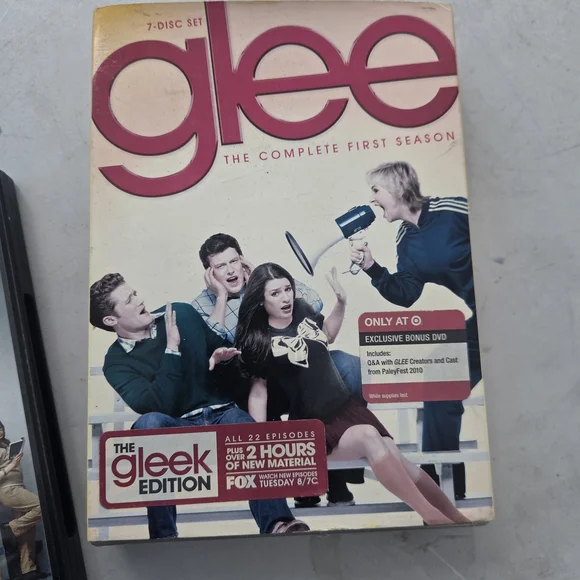 Glee The Complete First Season 7-Disc Set