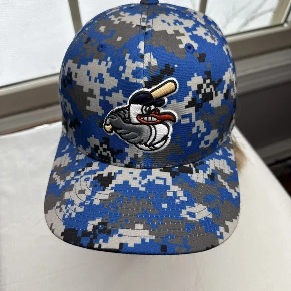 Baltimore Orioles Digital Camouflage Hat‎ With Swinging Mascot L/XL FITTED