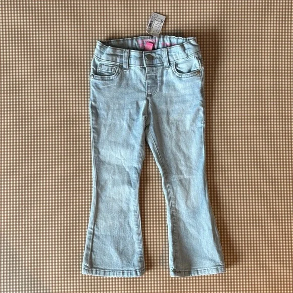 The Children’s Place toddler girl Flare jeans.Light wash denim.Size 3T.Boho.NWT