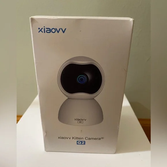 Xiaovv Kitten Camera 2K in White and Black