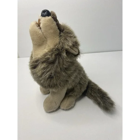 Douglas Realistic Howling Wolf‎ Ranger Rick Stuffed Animal National Wildlife Fed